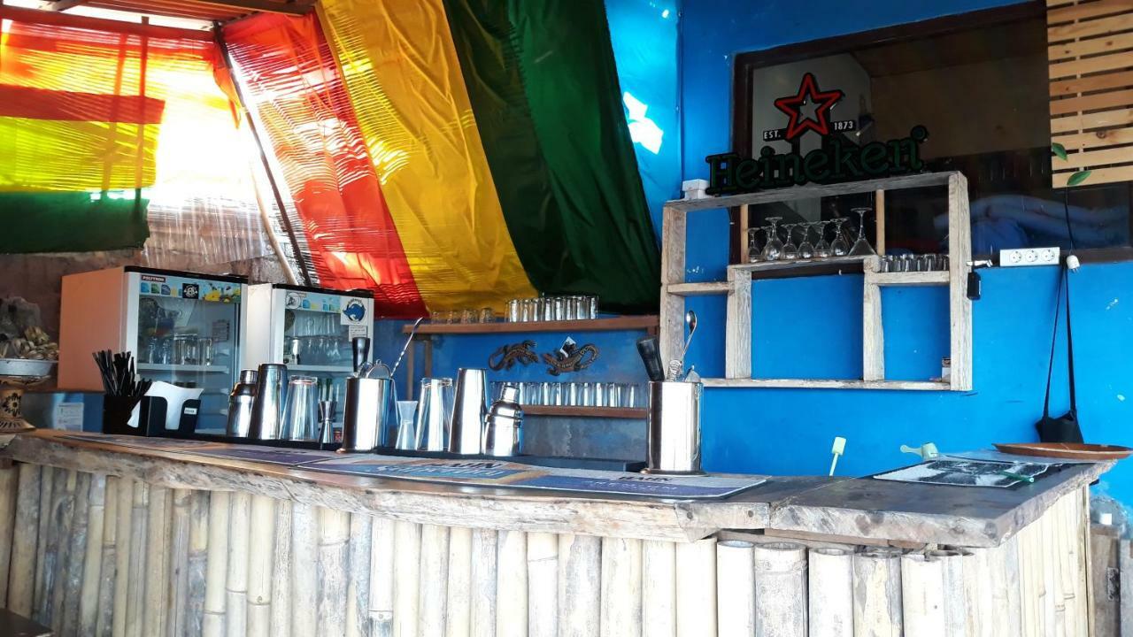 Barracuda Beach Hostel Amed Exterior foto